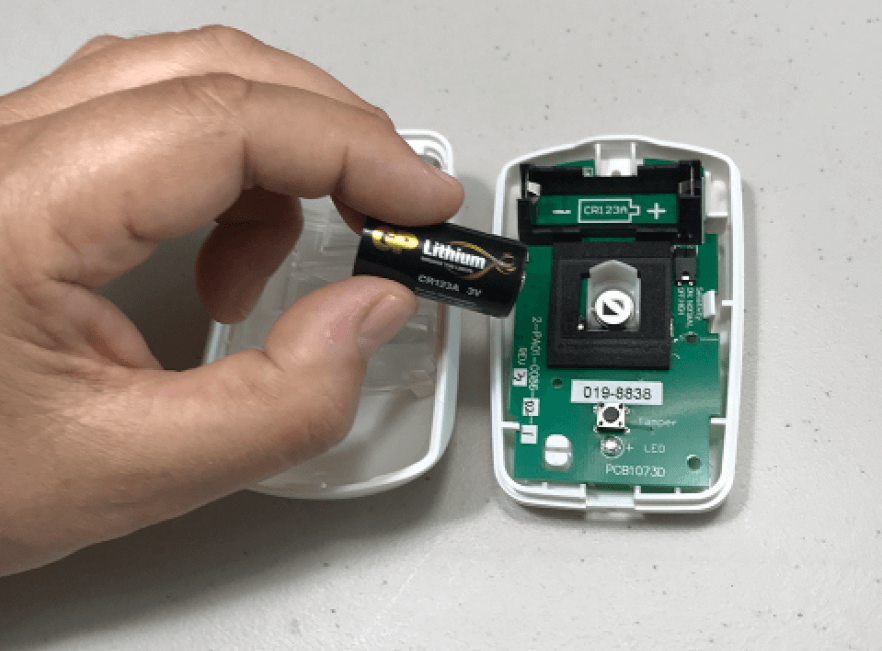 changing batteries in a Florida wireless motion detector